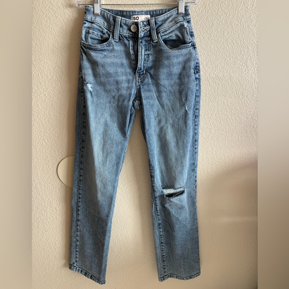 straight jeans